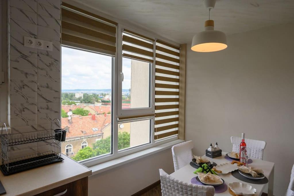 Sunset Luxury Apartment Varna Extérieur photo