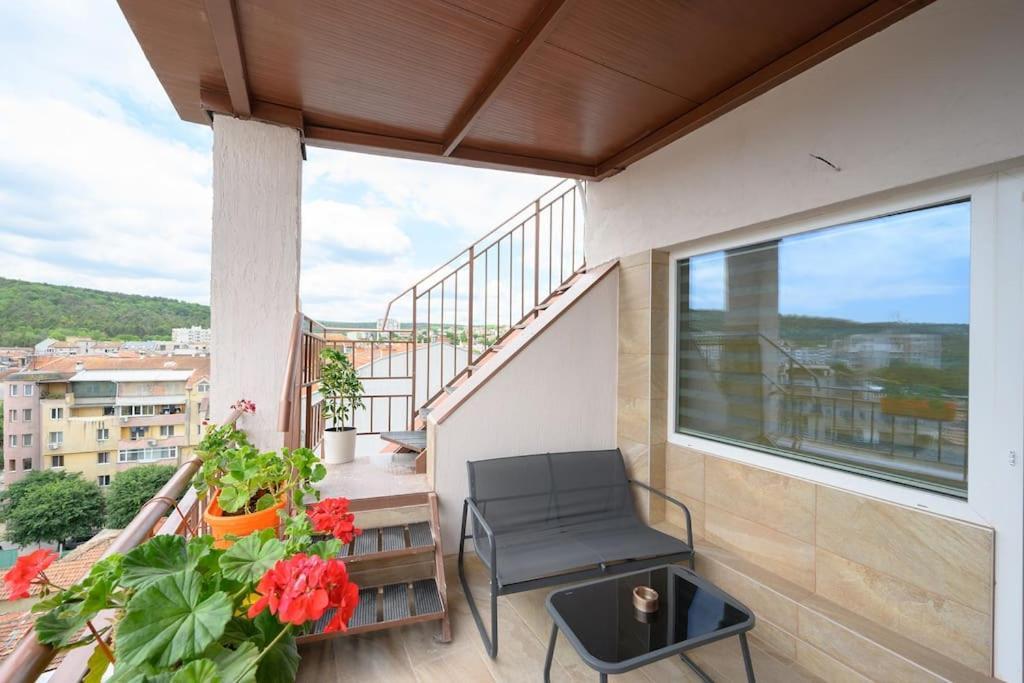 Sunset Luxury Apartment Varna Extérieur photo